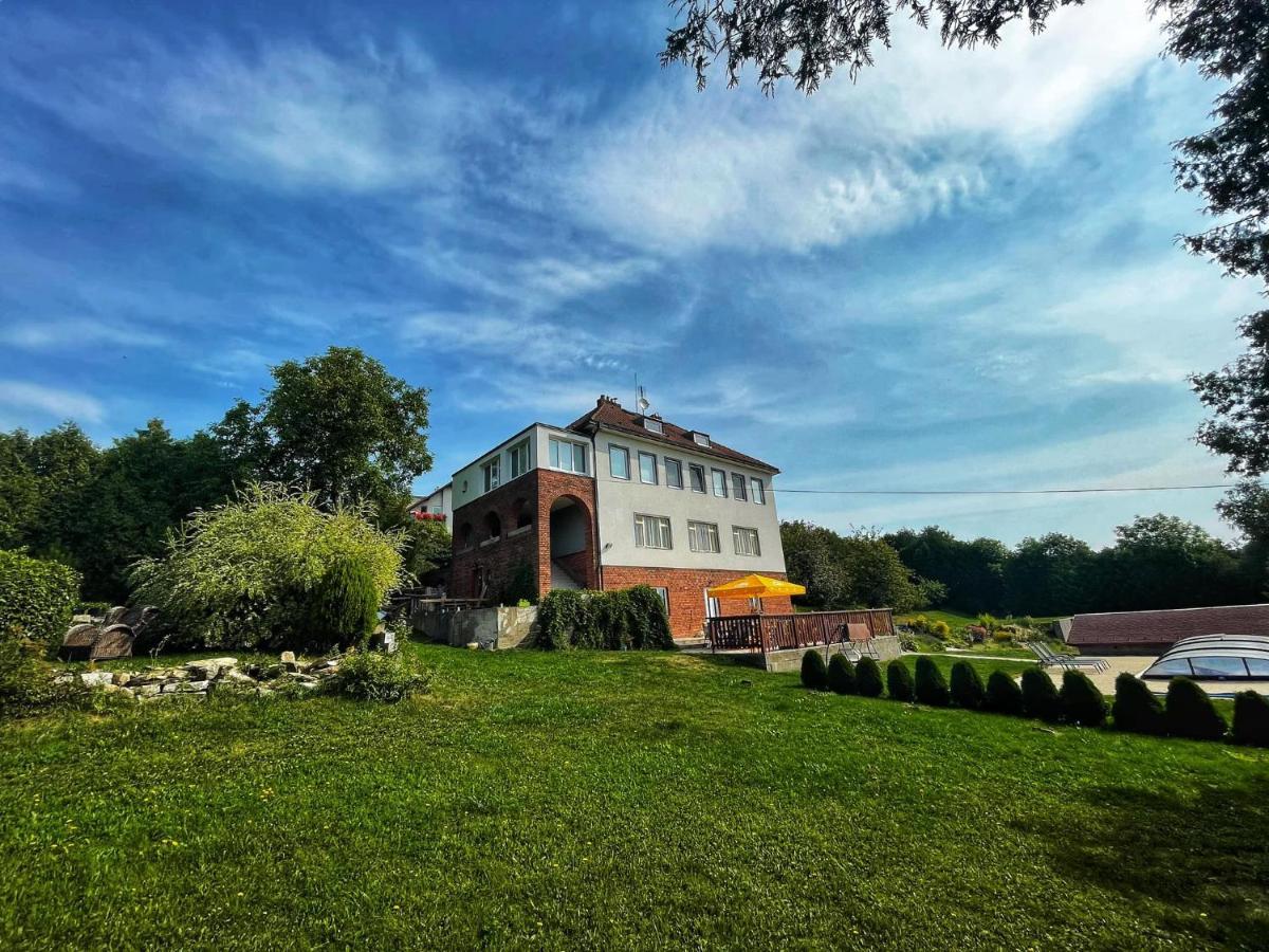 Vila Hořičky Exteriér fotografie