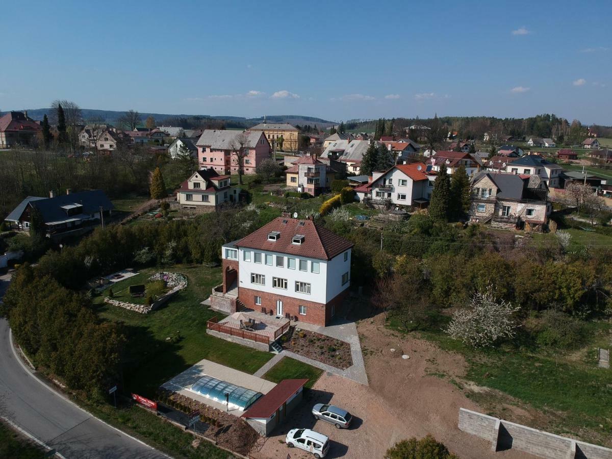 Vila Hořičky Exteriér fotografie